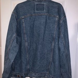 Vintage Levi’s denim jacket